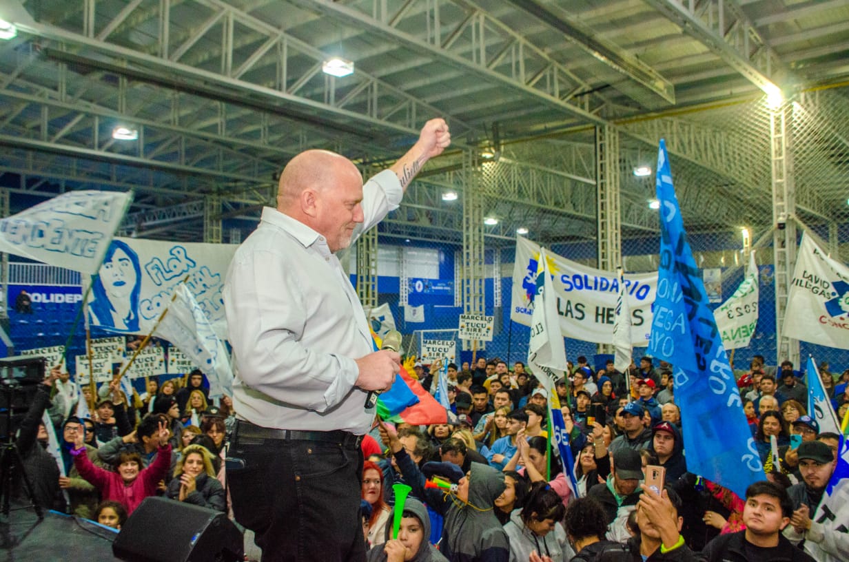 Elorrieta lanzó su campaña para ser intendente y presentó las listas de concejales que lo acompañan