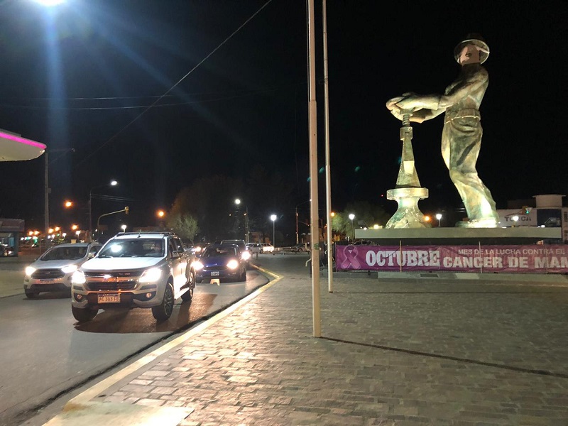 “La Vendimia 2026” continuó con degustaciones, emprendedores y espectáculos artísticos