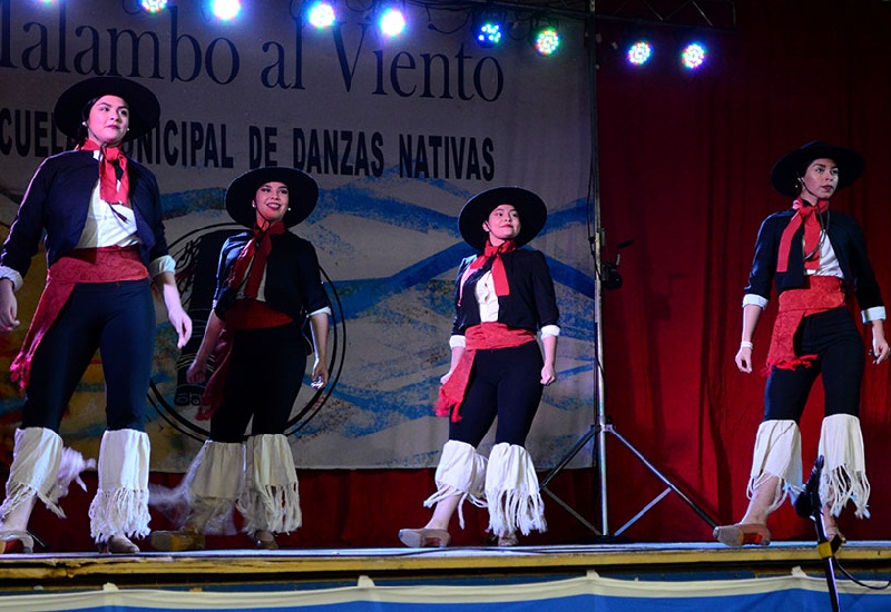 Bailarines de la región se lucieron en el 5ª certamen 