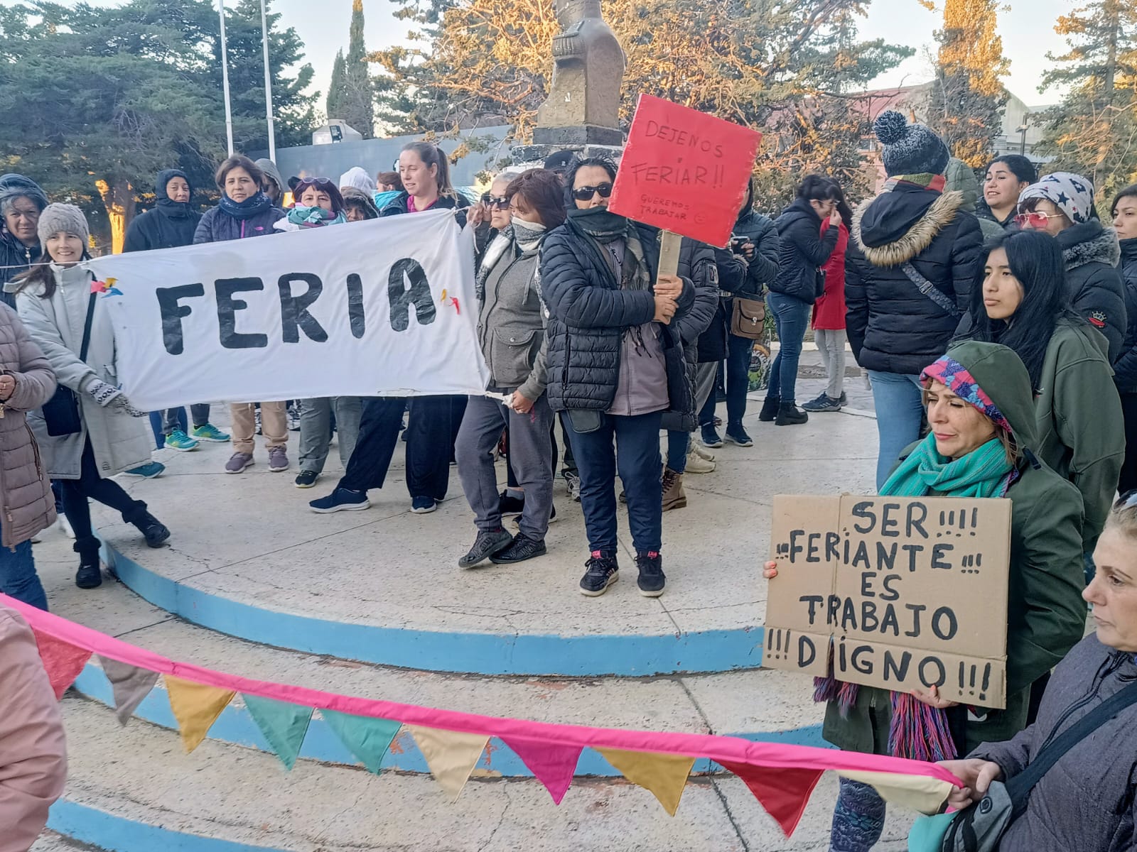 Feriantes presentaran petitorio urgente al municipio para solicitar espacio físico