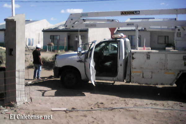 Servicios Públicos S.E. efectuó cortes de energía a vecinos  del Bº Bontempo que tenían conexiones ilegales 