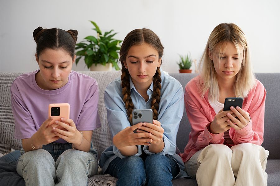 Adicción a redes sociales: advierten sobre sus efectos en la salud mental y el comportamiento