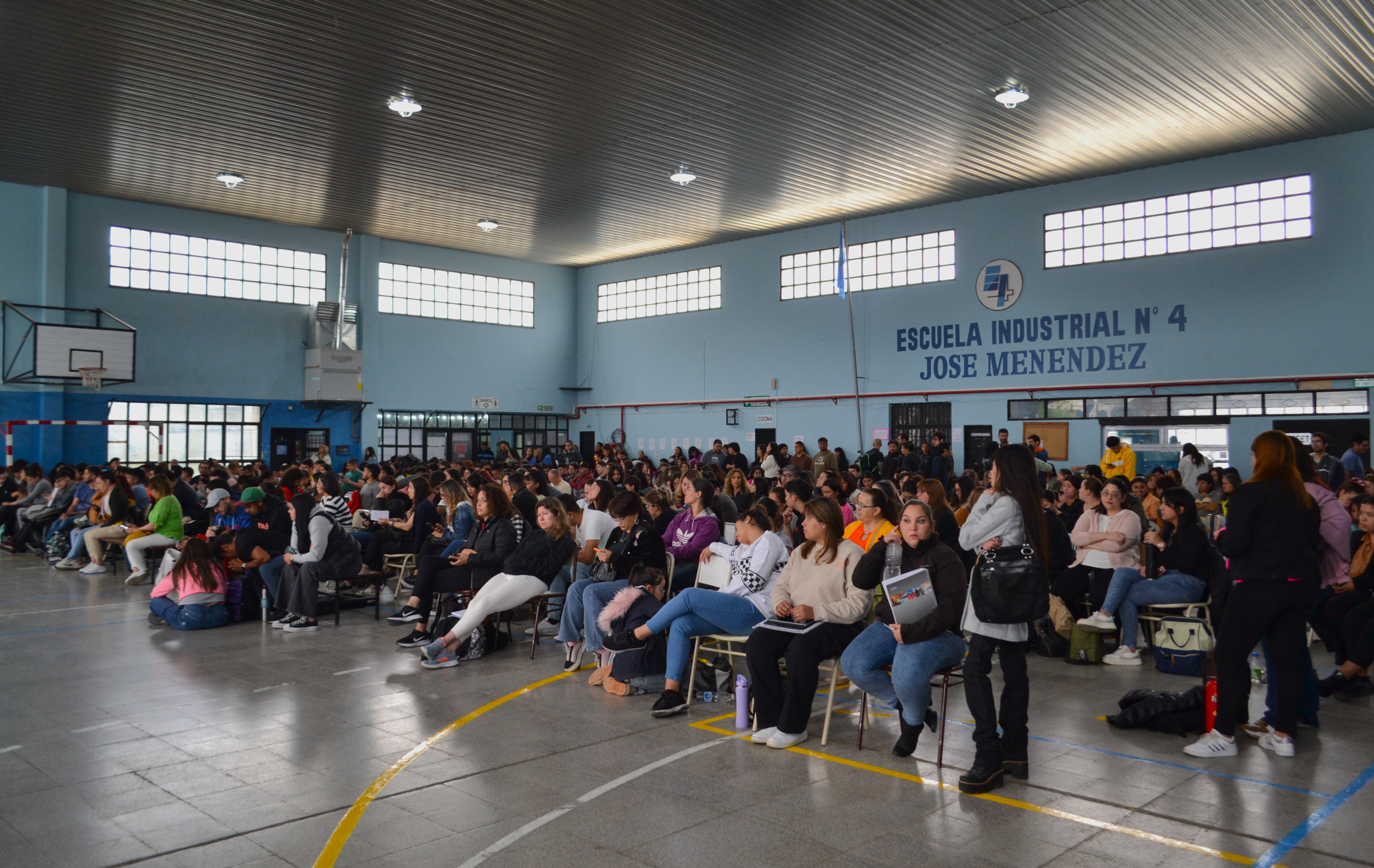 Desmantelan invernadero clandestino de marihuana en barrio Rotary XXIII