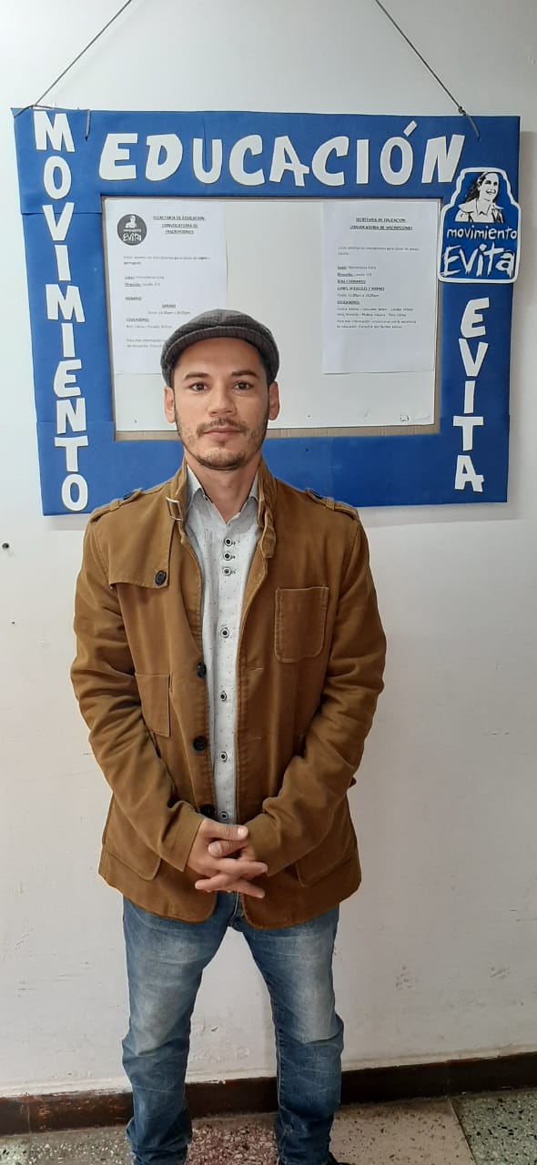 Adrian Gomez: “entre conflictos y protestas nos estamos llevando puesto el futuro de nuestros chicos”