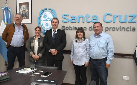 Prestadores turísticos participan en proyecto para favorecer el atractivo Cabo Vírgenes
