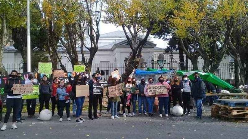 Aparicio respaldó el reclamo de los jubilados y cuestionó a Guzmán por la falta de respuestas del PAMI