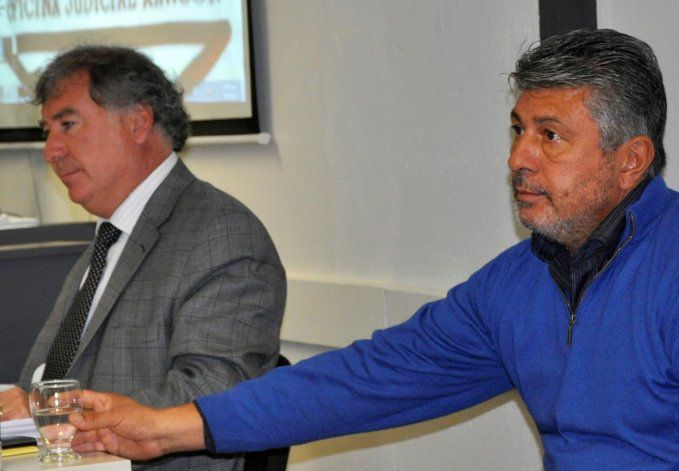 Otro exfuncionario va a juicio por pedir coimas