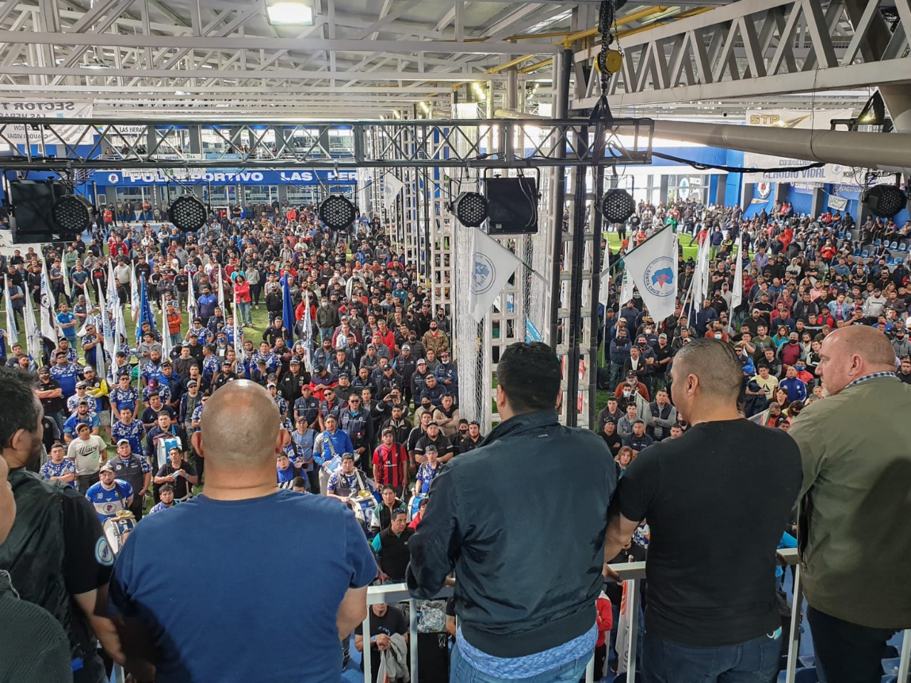 Petroleros reunieron como 7 mil afiliados y eligieron Junta Electoral