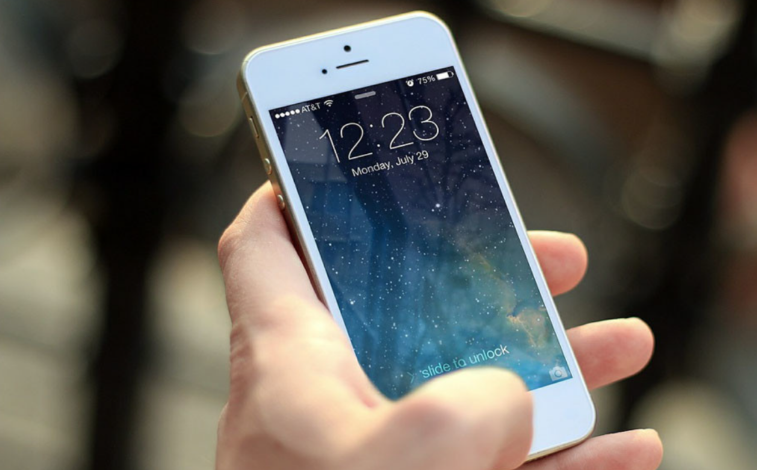 3 delincuentes jóvenes sorprendieron a un señor y le robaron bajo amenazas