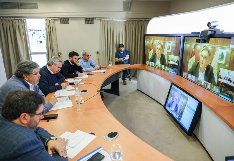El Presidente dialogó por videoconferencia con intendentes de todo el país, entre ellos Cotillo