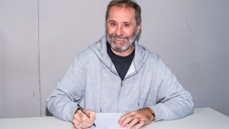 Molina encabeza Fuerza Santacruceña con un fuerte llamado social