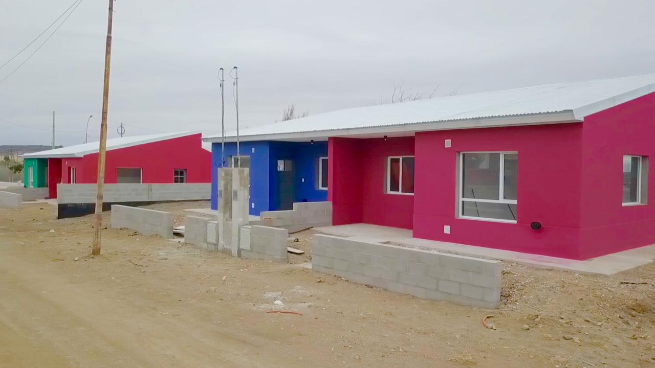 La comisión de Fomento de Cañadón Seco emitió un comunicado a raíz de la usurpación de 2 viviendas que son de patrimonio comunal