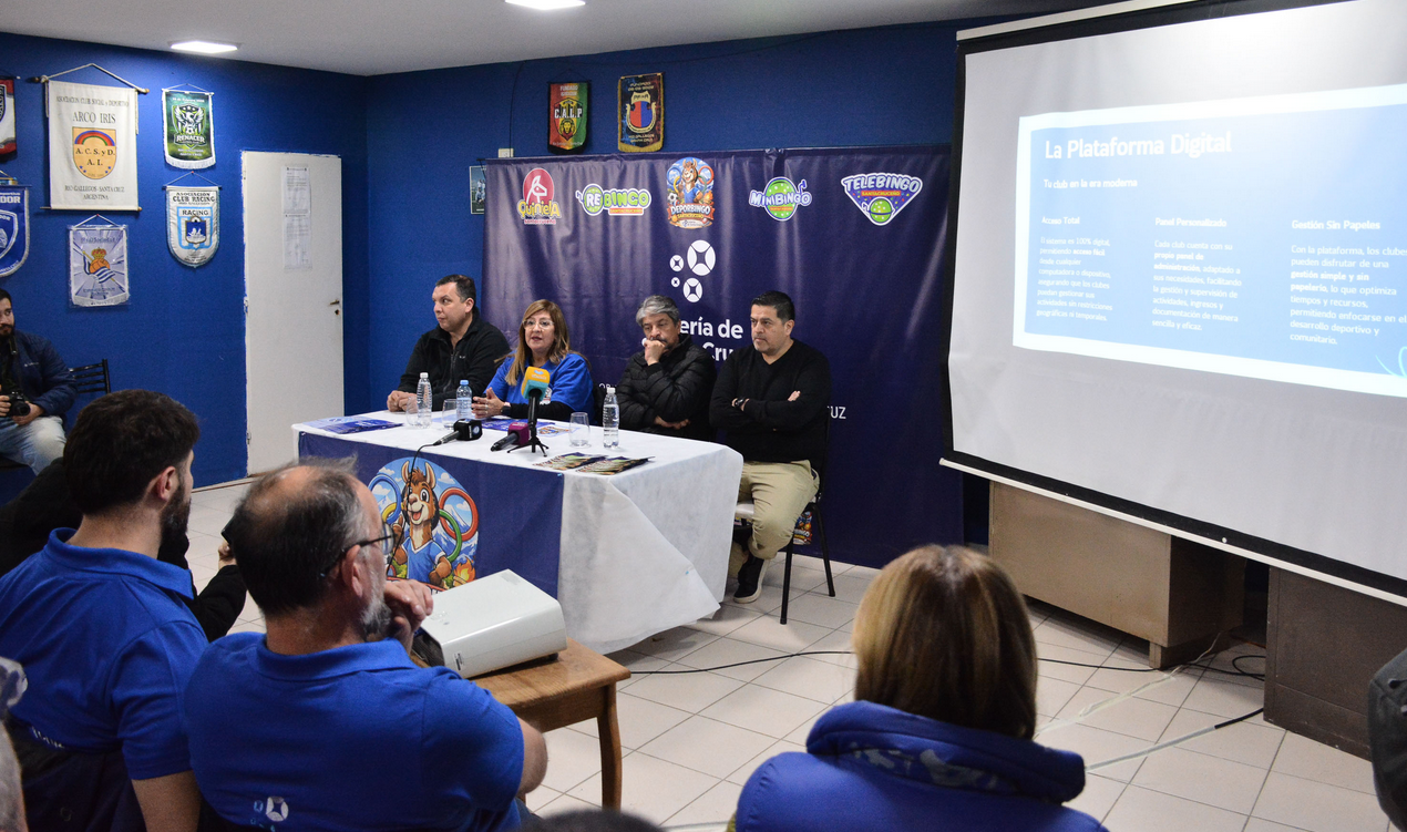 90 años de historia y formación: La Escuela de Policía de Santa Cruz celebra a lo grande