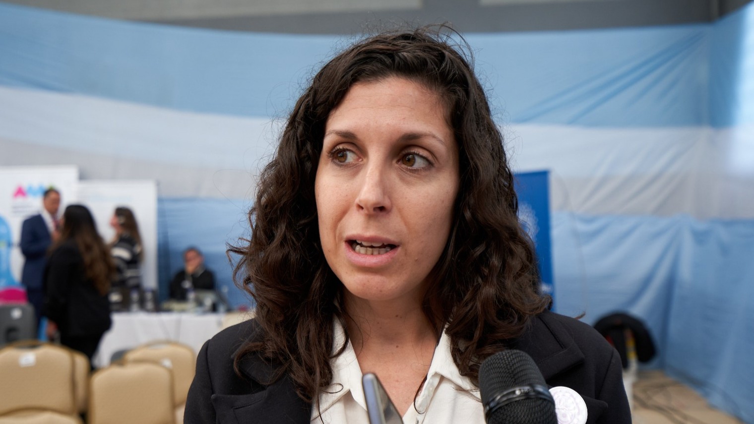 Mora cuestionó el proyecto de emergencia: “Es un proyecto perverso que pone en riesgo el salario de los trabajadores”