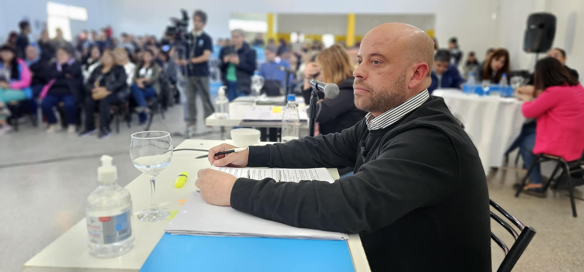 Carlos Aparicio: “Si no quieren dar información, es porque hay algo no nos quieren decir”