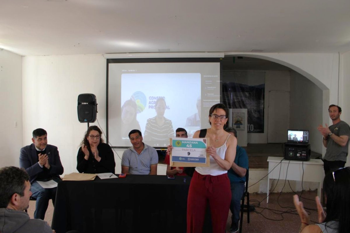 El INTA volvió a la Plaza del Árbol con una feria de productores locales