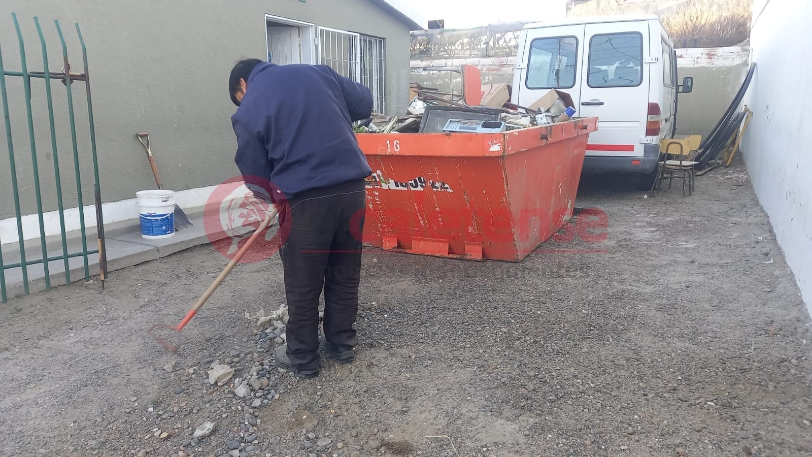 Brindaron una charla sobre prevención de riesgos por sobrecarga eléctrica ante la llegada del invierno