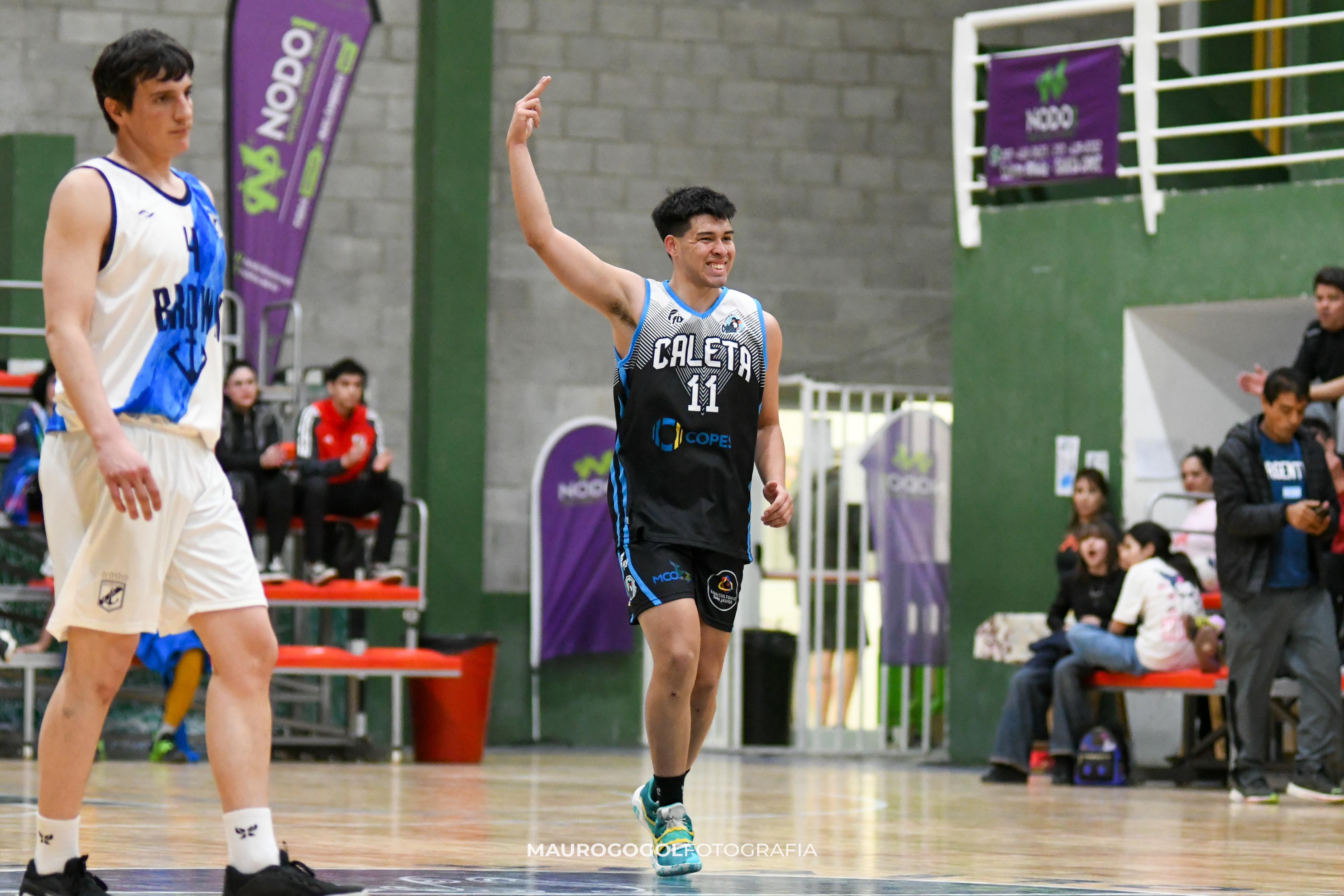 Épico duelo: Escuela Mosconi se impone y vence 88-86 a Guillermo Brown