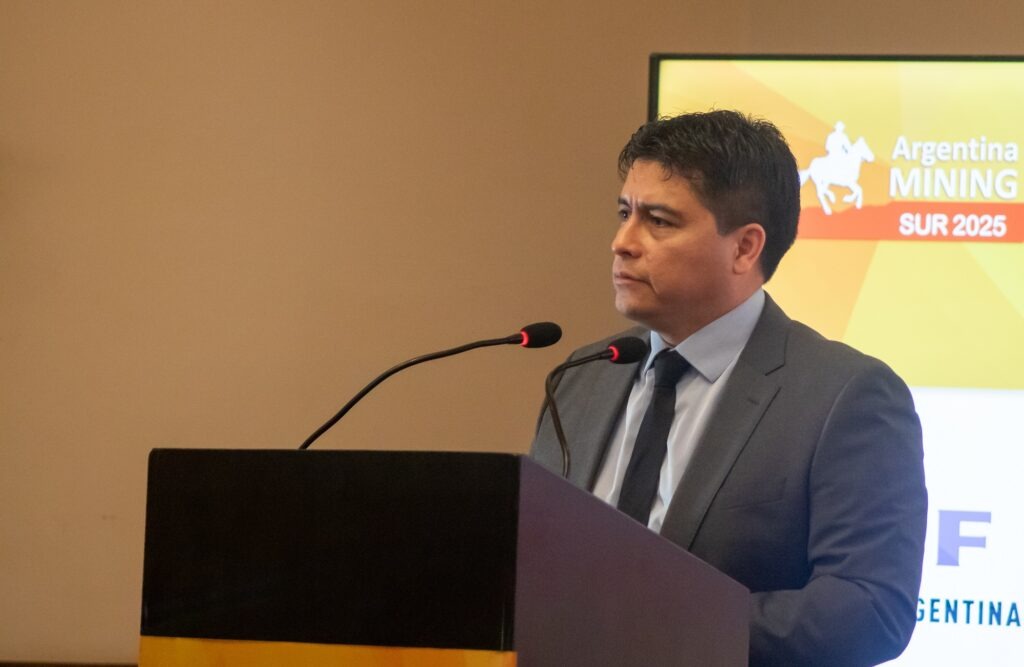 Fuerte crítica en Santa Cruz: “De la extracción minera no fue mucho lo que le quedó a la sociedad”