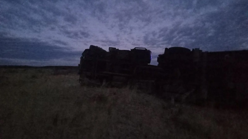 Chocaron en Arroyo Verde un camión que llevaba chatarra con otro que trasladaba harina
