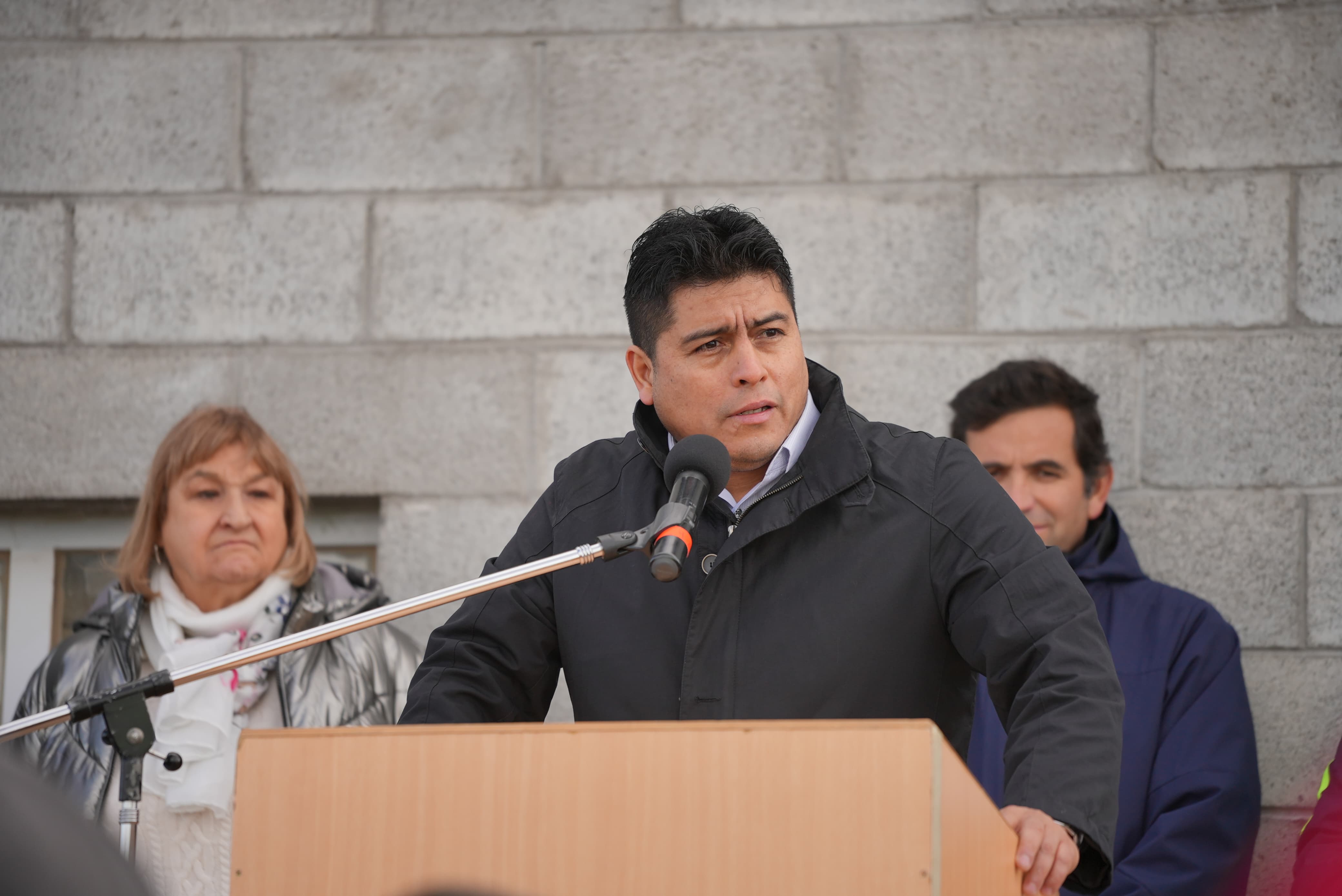 Servicios Públicos trabaja en la iluminación de la calle 22 de Río Gallegos
