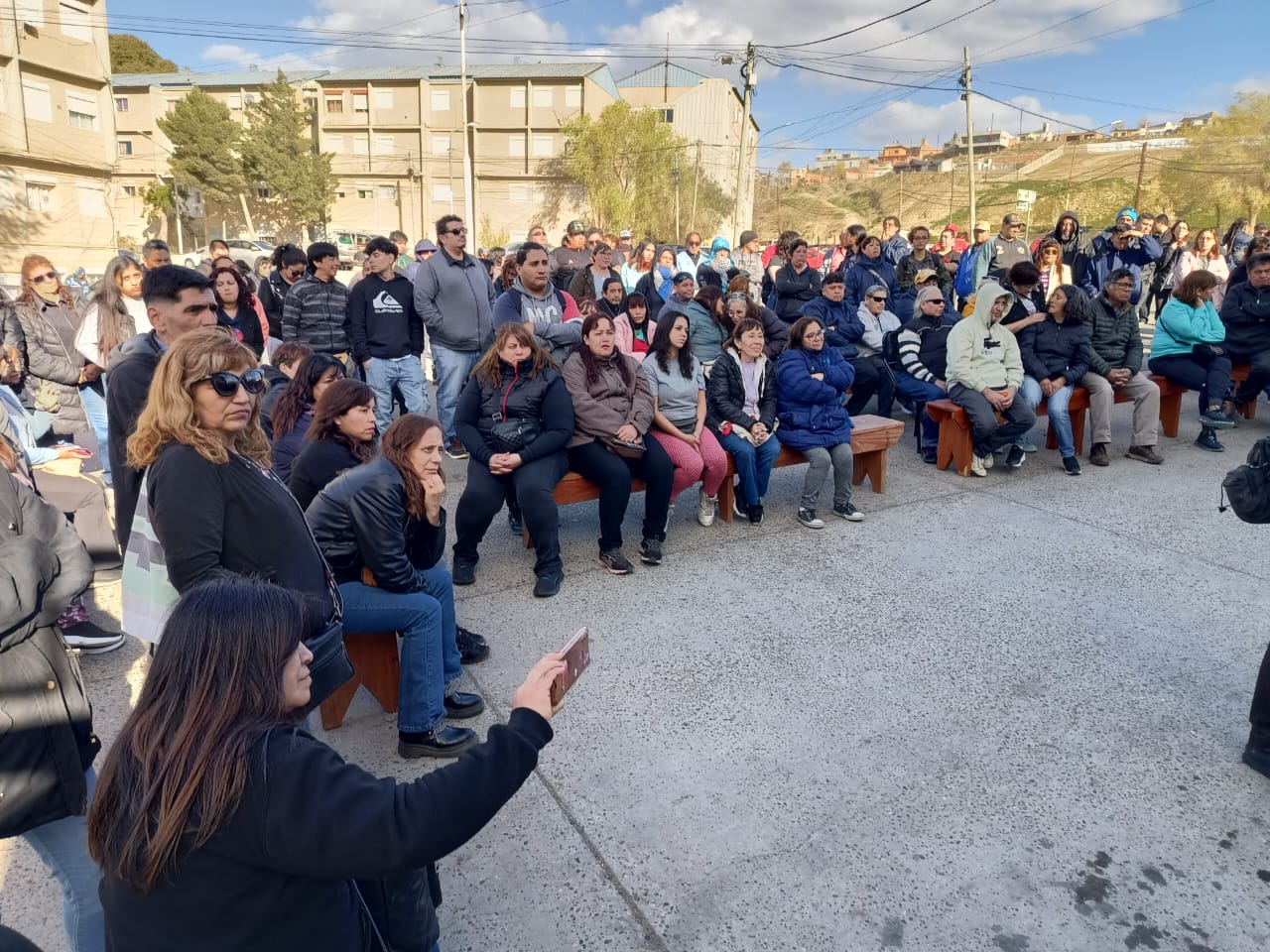 Municipales piden aumento de 75% y adelantan que irán a paro general si no hay respuesta 