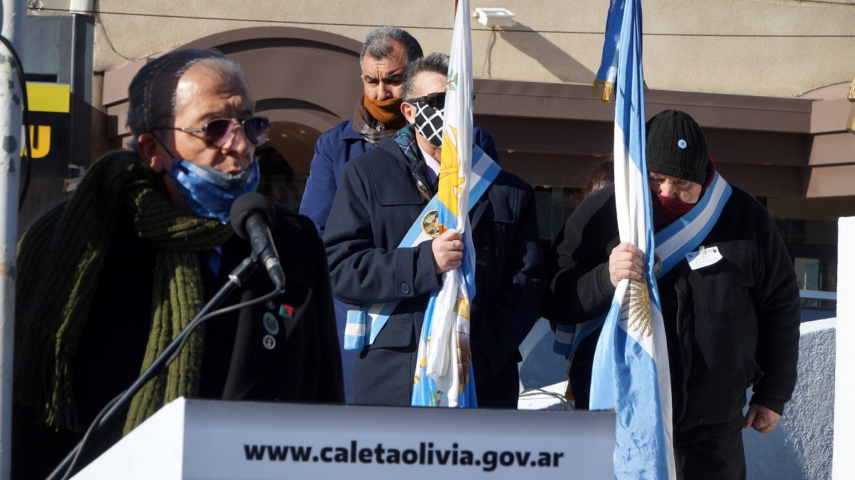 “Hay familias que deben elegir entre comer o pagar los servicios”: Aparicio pidió suspender los cortes de luz y gas durante el invierno