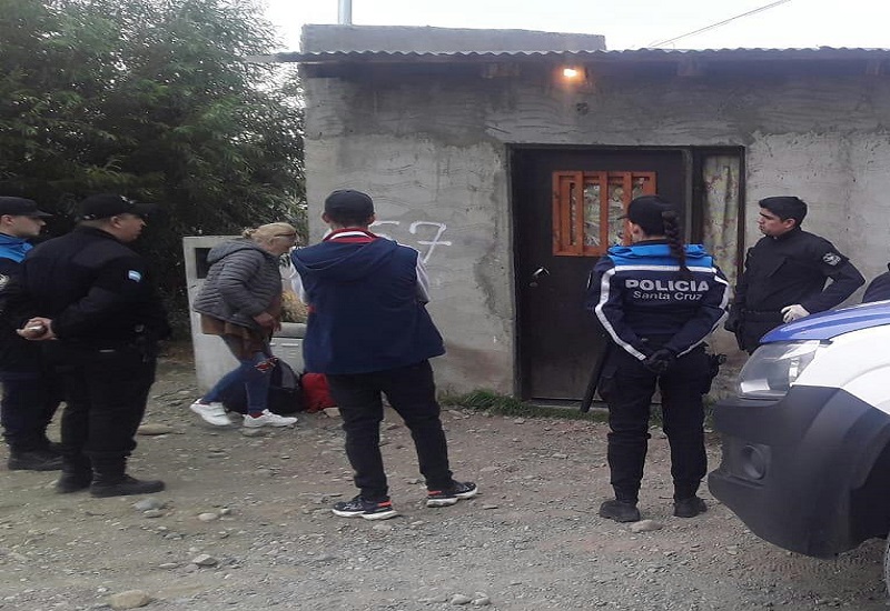 Allanamientos y detenciones en El Calafate por robo y tráfico de estupefacientes
