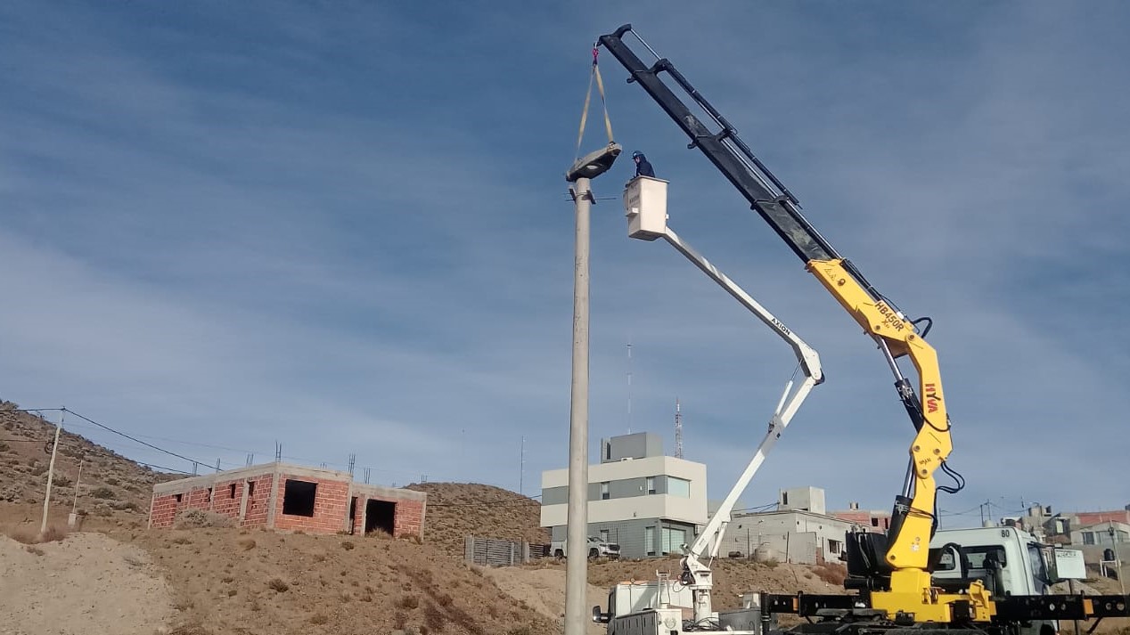 Ejecutan mejoras en el servicio energético de Caleta Olivia y Puerto Deseado