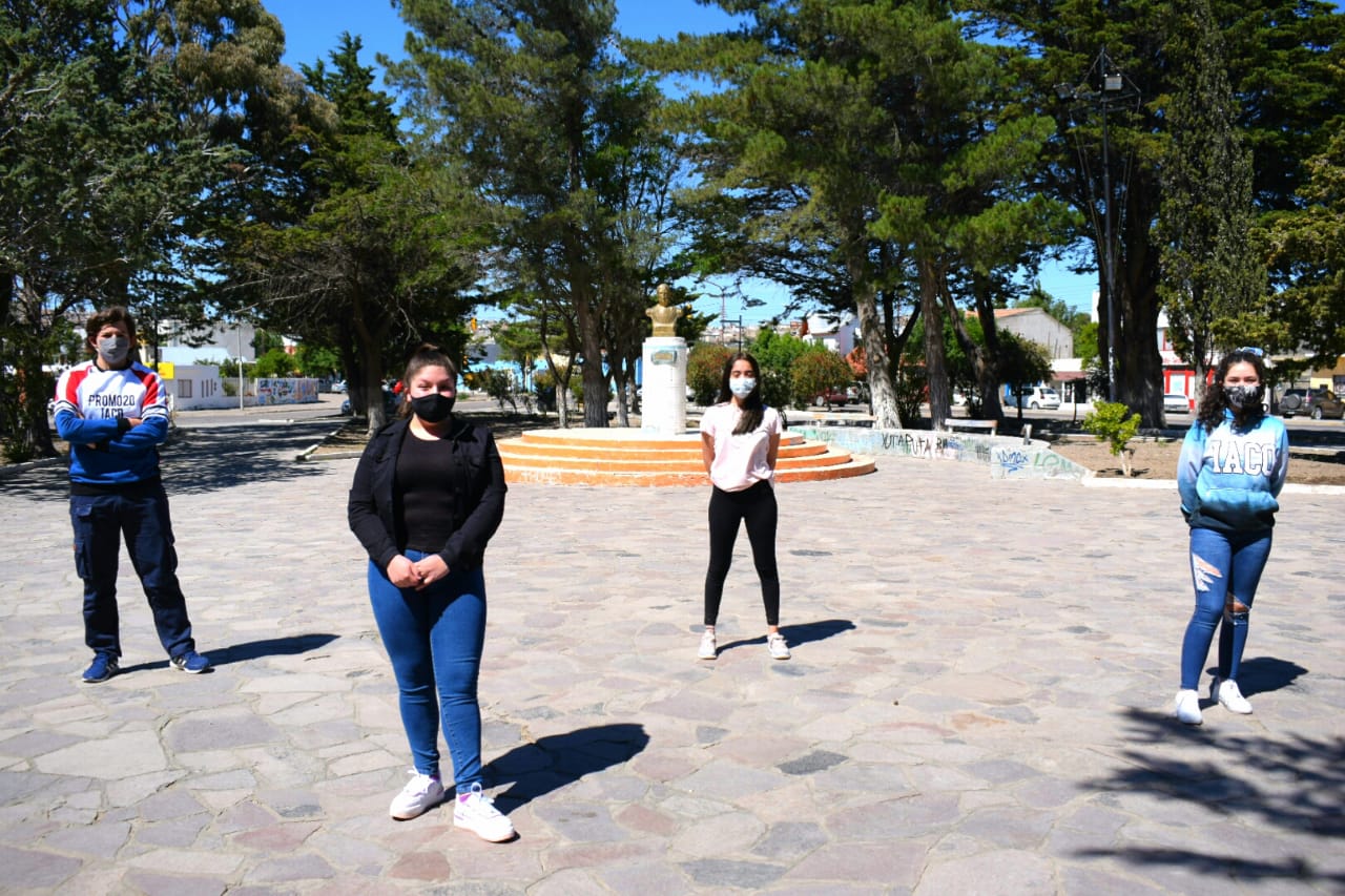 Los egresados 2020 piden que no les quiten la ilusión de tener un acto de colación presencial 