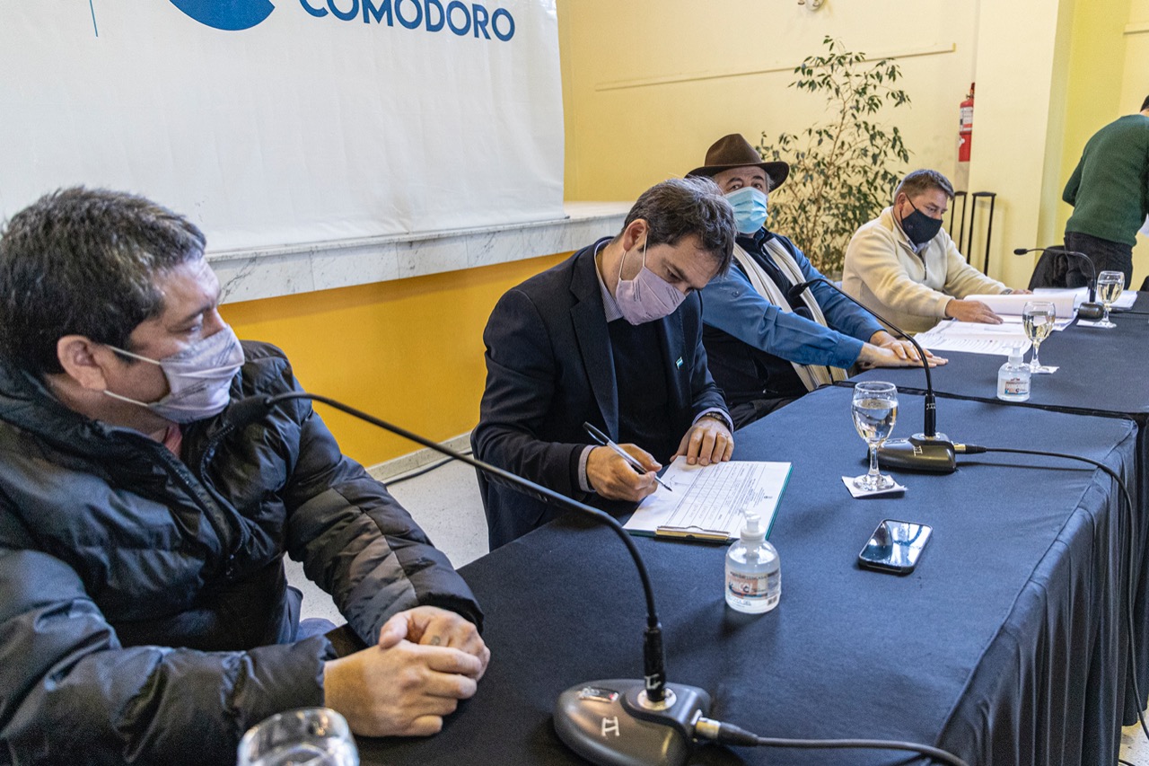 Anuncian importantes obras en Comdoro Rivadavia