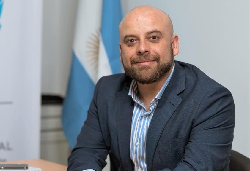 Carlos Aparicio indicó que aún no está confirmado que se concrete la sesión ordinaria