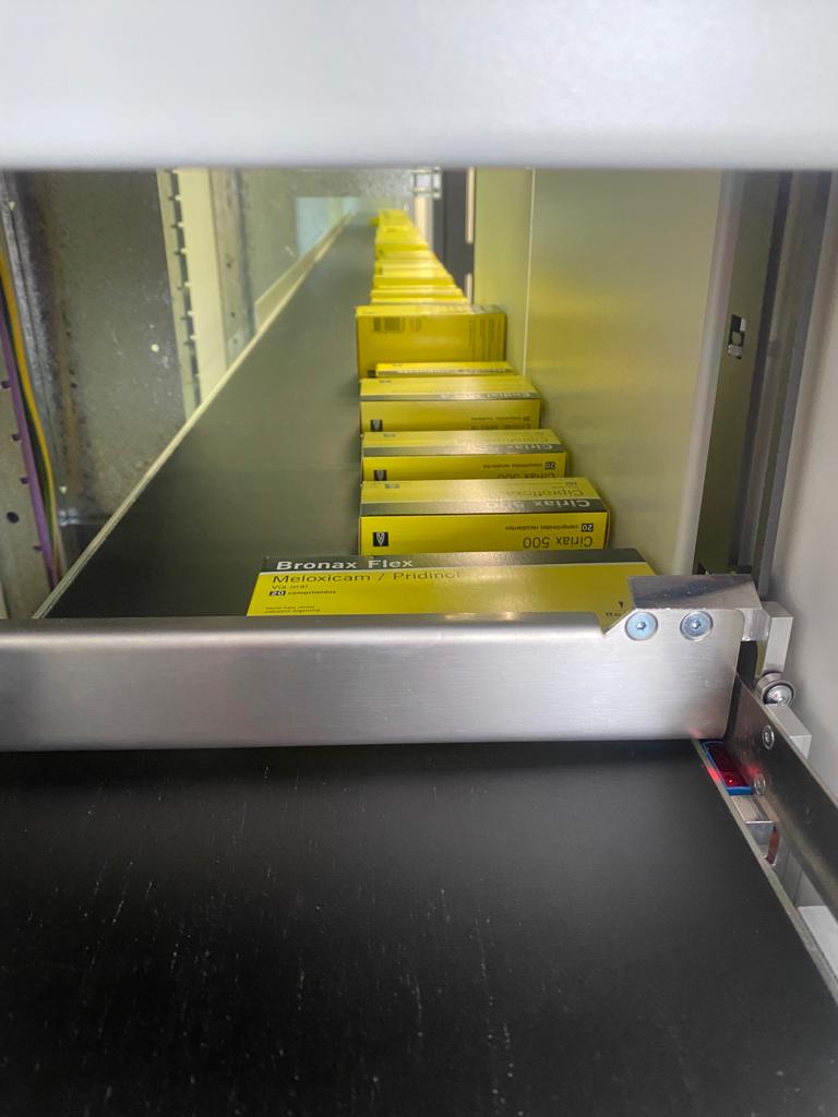 Llegó a Caleta un robot 